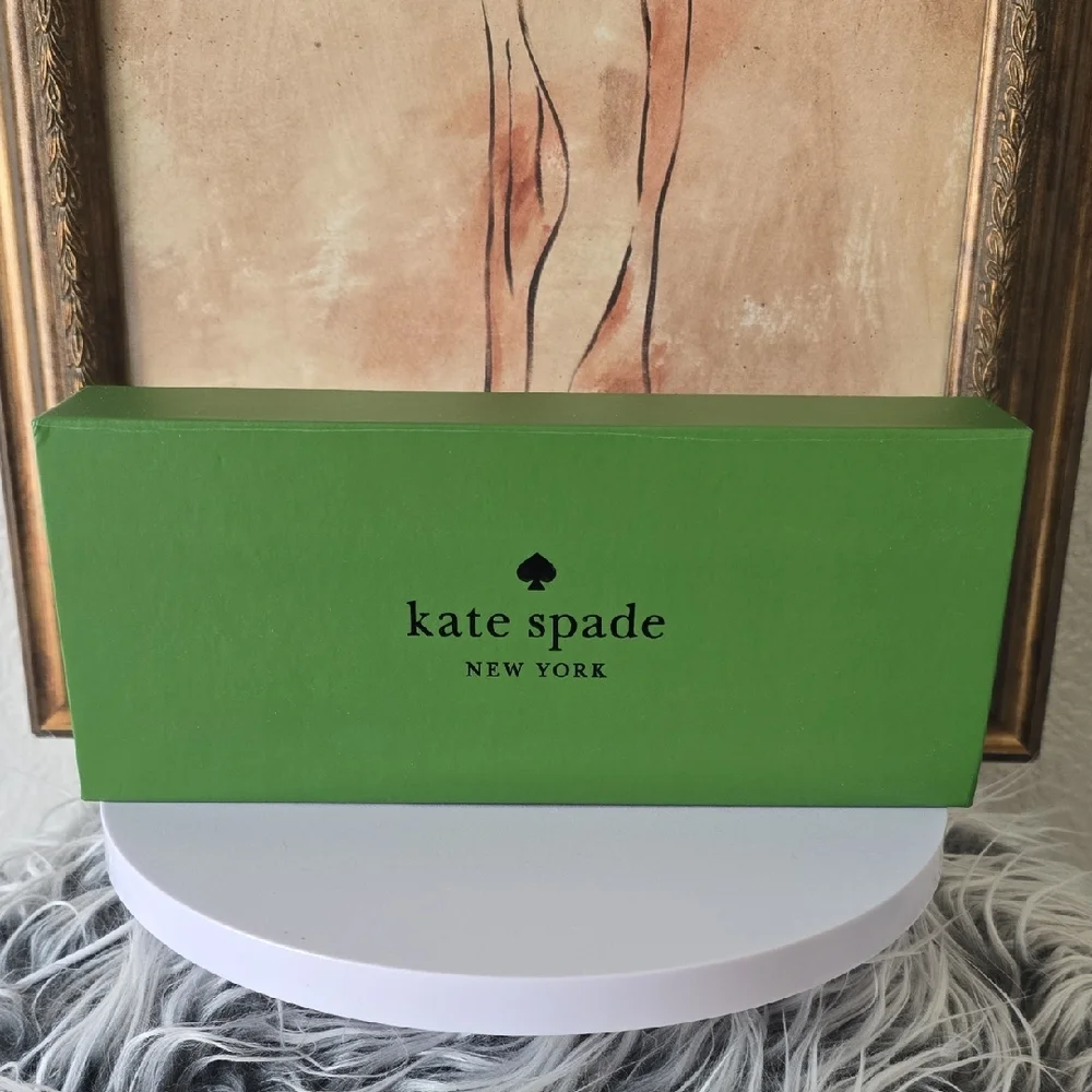 Kate Spade New York Green Empty Gift Box Magnetic Closure Jewelry Storage 10